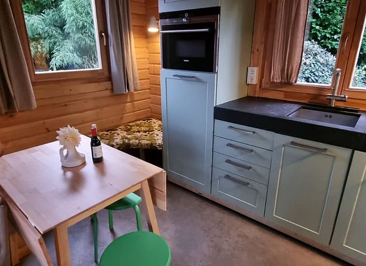 Charmant vakantiehuis Huisje in Barneveld omgeven door groen in Veluwe, Gelderland.