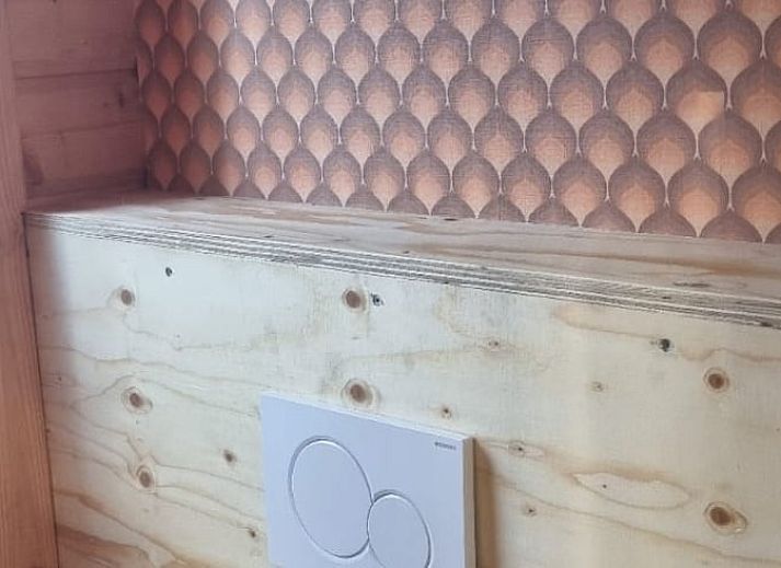 Knusse zitruimte in het vakantiehuis Huisje in Barneveld, Veluwe, Gelderland.