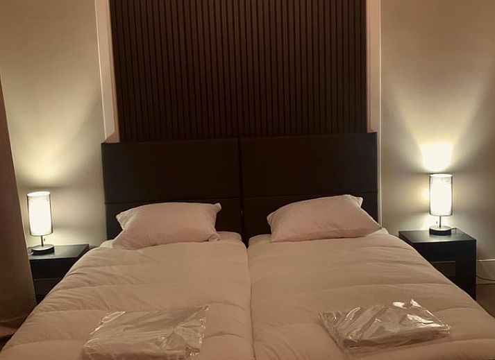 Voorzijde van Vakantiehuis in Barneveld, Veluwe, Gelderland met mooie architectuur.