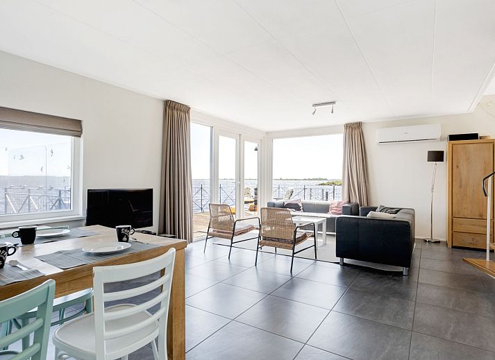 Guest house 341317 - Holiday property Noordwest Groningen - Vakantiehuis Rietwoning 17