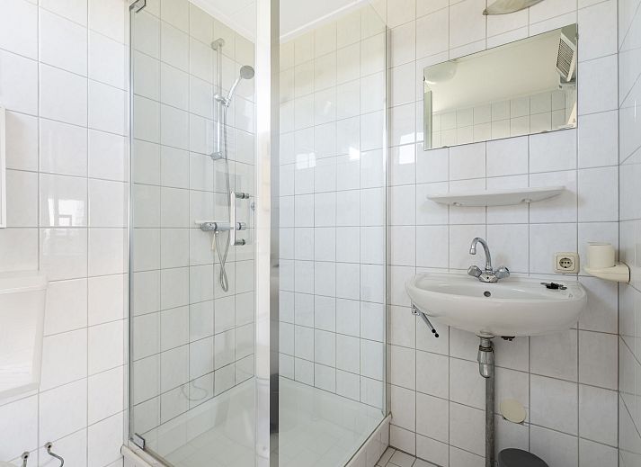 Guest house 341317 - Holiday property Noordwest Groningen - Vakantiehuis Rietwoning 17