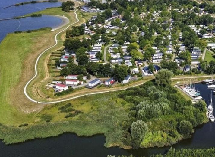 Guest house 341319 - Apartment Noordwest Groningen - Appartement Chalet in Strandnähe