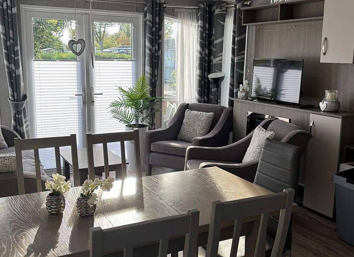 Guest house 341319 - Apartment Noordwest Groningen - Appartement Chalet in Strandnähe