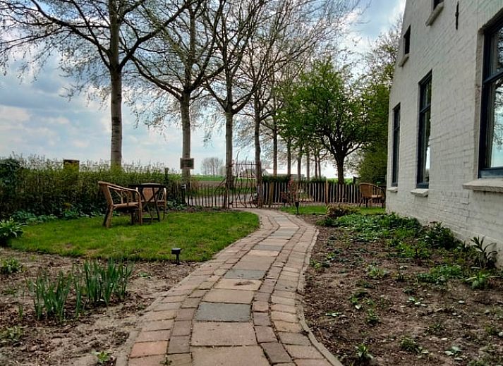 Moderne douche in Vakantiehuisje in Vierhuizen, stijlvolle badkamer in Noordwest Groningen.