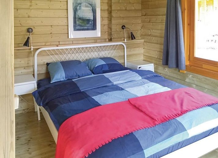 Vacation cottage in Zoutkamp surrounded by winter nature in Northwest Groningen.