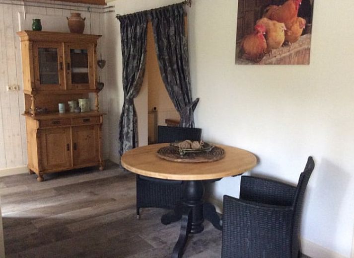 Cottage in Ter Apel, Ferienhaus im Suedosten von Groningen mit grossem Garten und Wintergarten, ideal fuer Naturliebhaber.