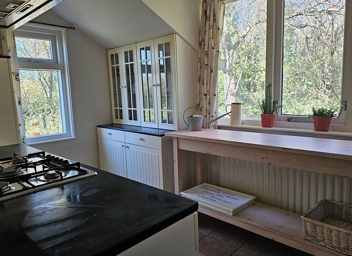 Charmante Fassade von Cottage in Bellingwolde, einem Ferienhaus im Suedosten von Groningen.