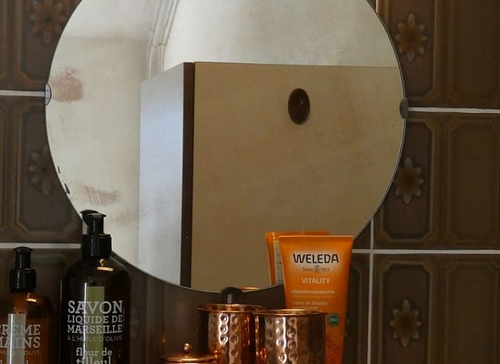 Gemuetliche Leseecke im Ferienhaus in Bourtange, perfekt fuer Entspannung in Groningen.