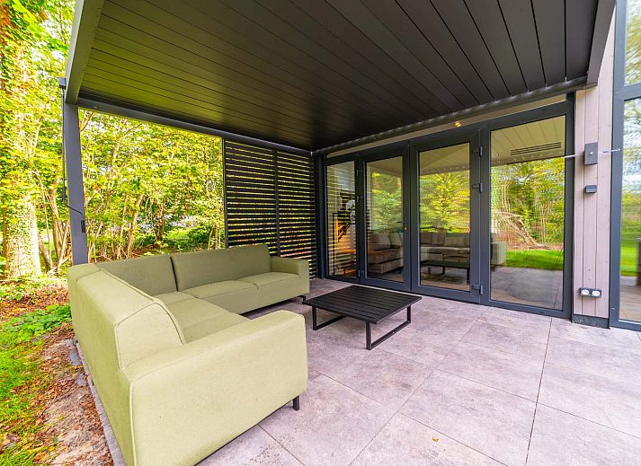 Vrijstaande woning in Sellingen, vakantiehuis met terras in Zuidoost Groningen omgeven door natuur.
