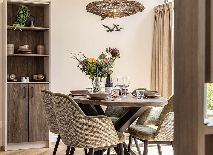 Overdekte veranda bij de Vrijstaande woning in Sellingen, vakantiehuis in Zuidoost Groningen.