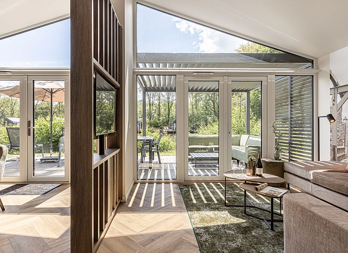 4-persoons woning 4L2 in Sellingen, Groningen, met moderne buitenkant en groene omgeving.