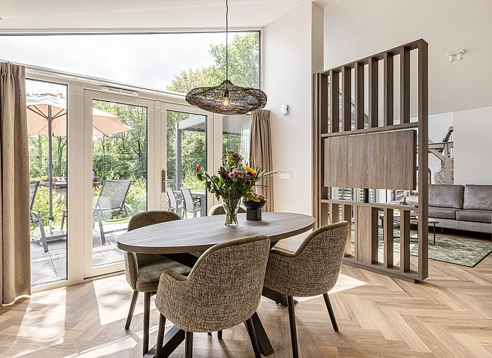 4-persoons woning 4L2 in Sellingen, Groningen, met moderne buitenkant en groene omgeving.