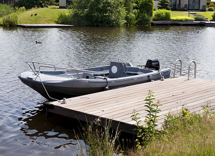 Ferienhaus Lieskehuis Wellness de Luxe 10+2 in Vlagtwedde mit grossem Garten und Trampolin, ideal fuer Familien im Suedosten von Groningen.