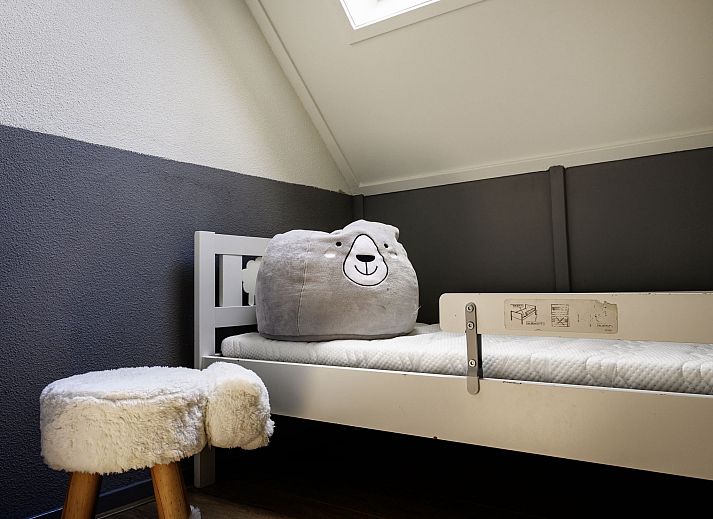 Erholsame Aussicht auf das Wasser im Ferienhaus Vosseberghuis Prestige & Outdoor Spa, Vlagtwedde, Groningen.