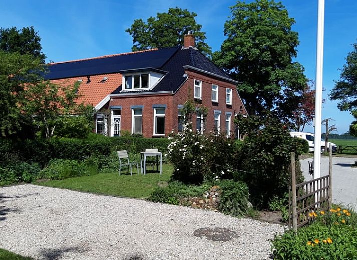 Gezellige woonkamer van Vakantiehuis in Wedde, Zuidoost Groningen, ideaal voor ontspanning.