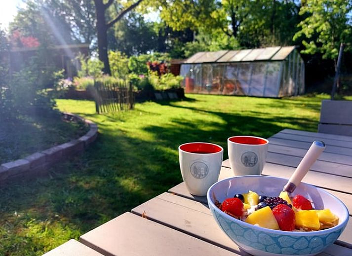 Knusse bedstede in Vakantiehuis in Wedde, ideaal voor een unieke overnachting in Groningen.