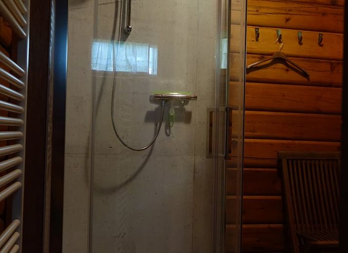 Vacation cottage in Midwolda surrounded by lush nature in southeastern Groningen.