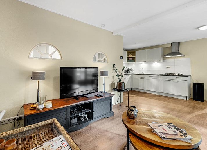 Moderne keuken in Rutershoeske vakantiehuis Veendam, Groningen.