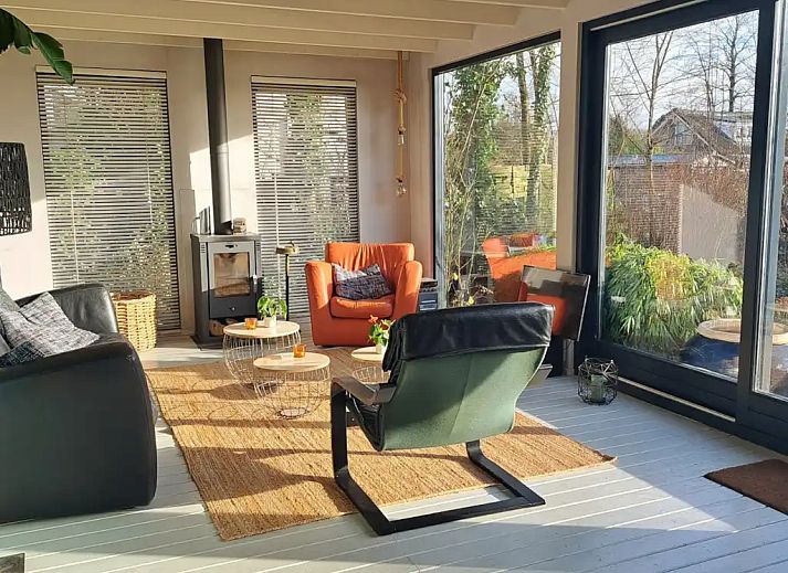 Guest house 360617 - Holiday property Zuidwest Groningen - Chalet aan het Paterswoldsemeer