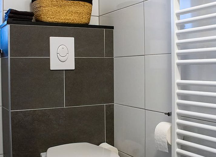 Comfortabele slaapkamer in Huisje in Marum, vakantiehuis in Zuidwest Groningen met luxe beddengoed.