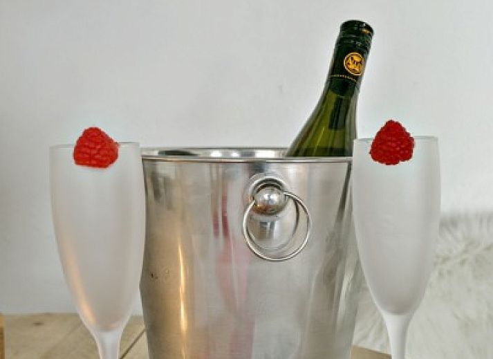 Start your day with a delicious breakfast at Bed & Wellness Het Gelukshuis, Stevensweert, Limburg.