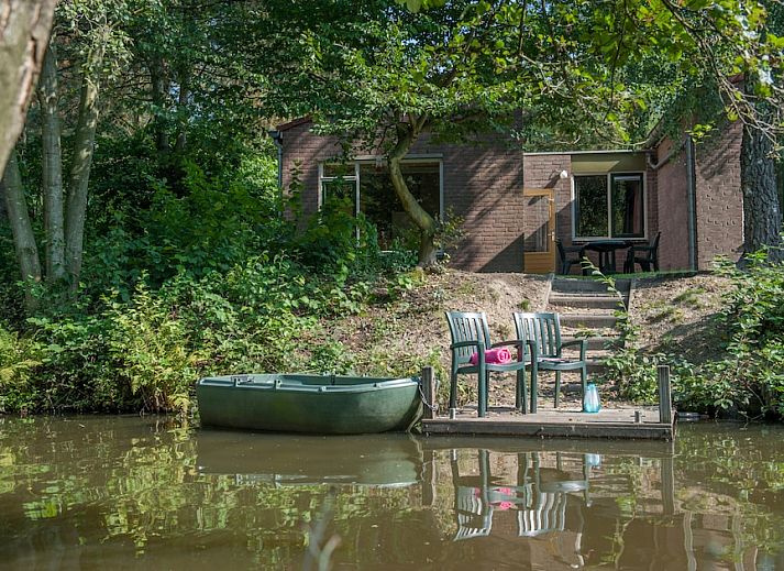 Verblijf 370716 • Vakantiewoning Midden Limburg • Waterbungalow 6 