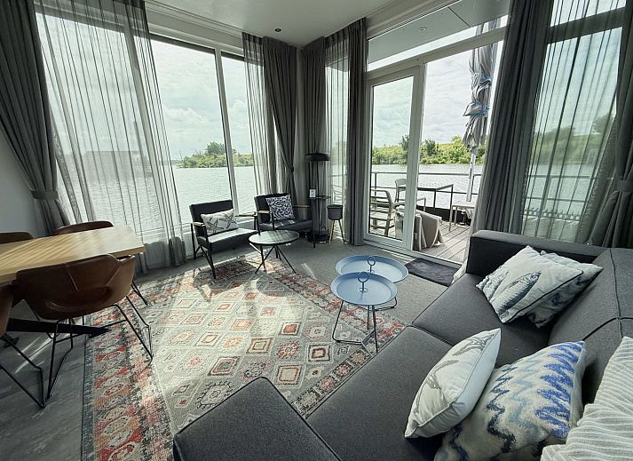 Guest house 371416 - Apartment Midden Limburg - Appartement Maasterp - Woonboot 5