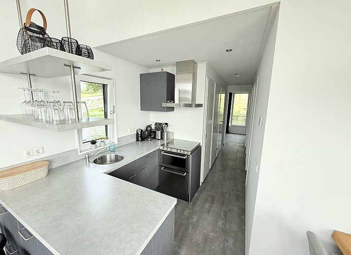 Guest house 371416 - Apartment Midden Limburg - Appartement Maasterp - Woonboot 5