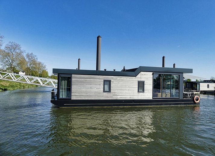 Verblijf 371420 - Appartement Midden Limburg - Appartement Maasterp - Woonboot 1