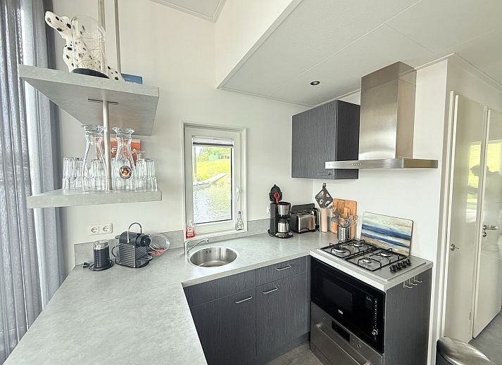 Verblijf 371420 - Appartement Midden Limburg - Appartement Maasterp - Woonboot 1