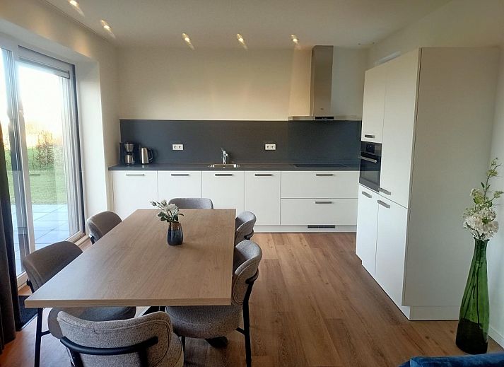 Guest house 372224 - Holiday property Midden Limburg - Waterzicht Villa Modern | 6 Pers