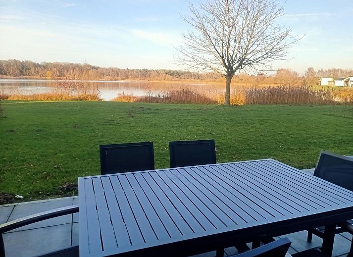 Guest house 372224 - Holiday property Midden Limburg - Waterzicht Villa Modern | 6 Pers
