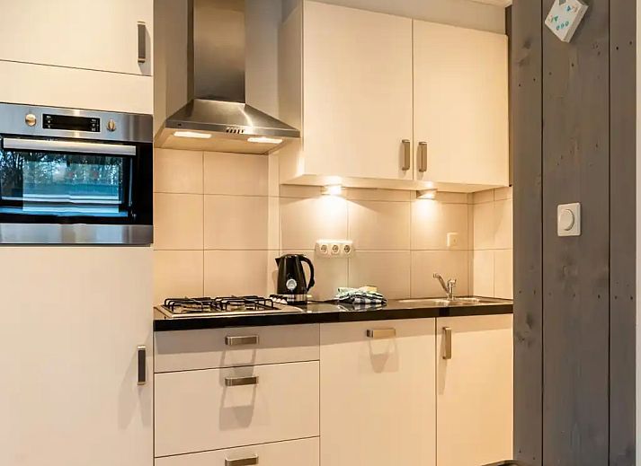 Guest house 372632 - Bungalow Midden Limburg - Vosseven 85