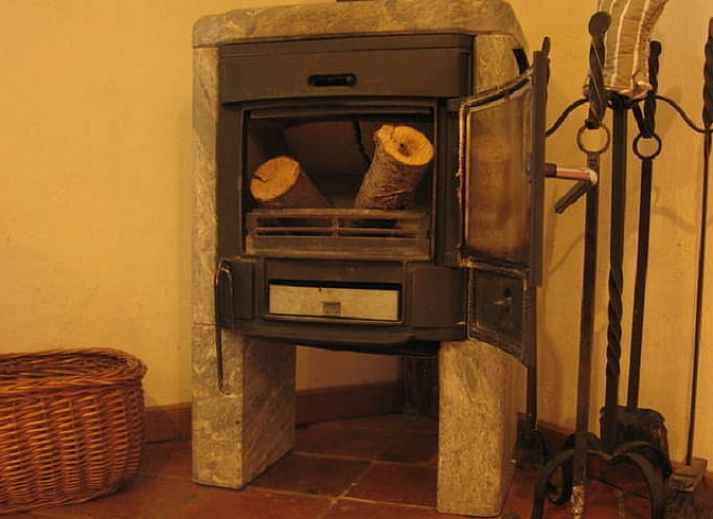 Huisje in Leudal, een charmant vakantiehuis in Midden Limburg, omringd door weelderige natuur en rustieke bossen.