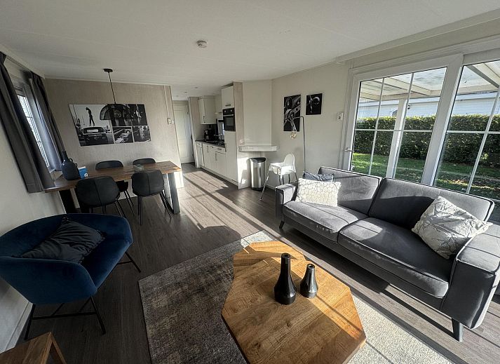 Guest house 373104 - Chalet Midden Limburg - Chalet in Susteren