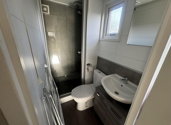 Guest house 373104 - Chalet Midden Limburg - Chalet in Susteren