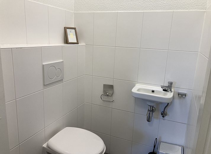 Guest house 373106 - Chalet Midden Limburg - Chalet in Susteren