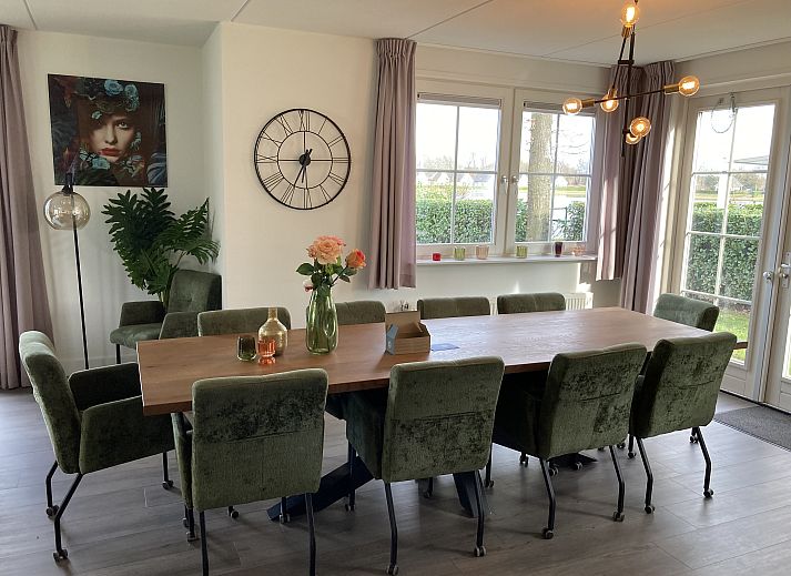 Guest house 373106 - Chalet Midden Limburg - Chalet in Susteren