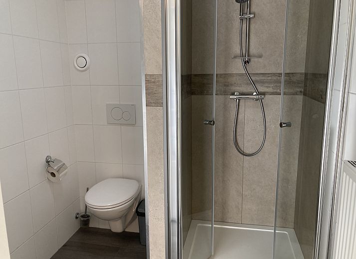 Guest house 373106 - Chalet Midden Limburg - Chalet in Susteren
