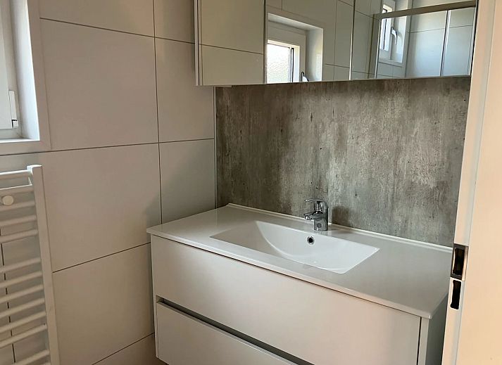 Freistehendes Haus in Susteren, ein modernes Ferienhaus in Mittel-Limburg mit einer einladenden Terrasse und natrlicher Umgebung.