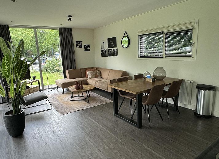 Chalet in Susteren, ein modernes Ferienhaus in Mittellimburg mit Blick auf die Natur und die ruhige Umgebung.