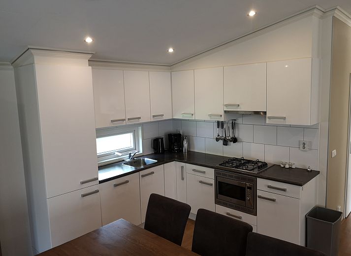 Das Ferienhaus Chalet in Susteren liegt mitten im Grnen in Mittellimburg, Limburg, und bietet Ruhe und Privatsphre.