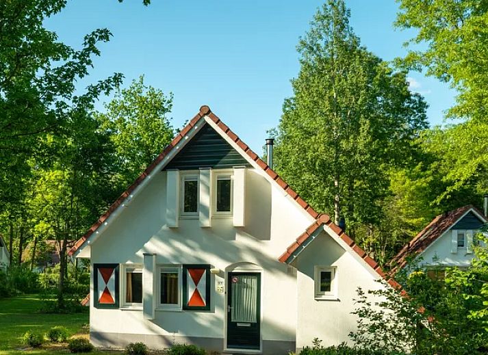 Guest house 373233 • Bungalow Midden Limburg • Landgoed Aerwinkel | 4-persoons bungalow | 4C1 