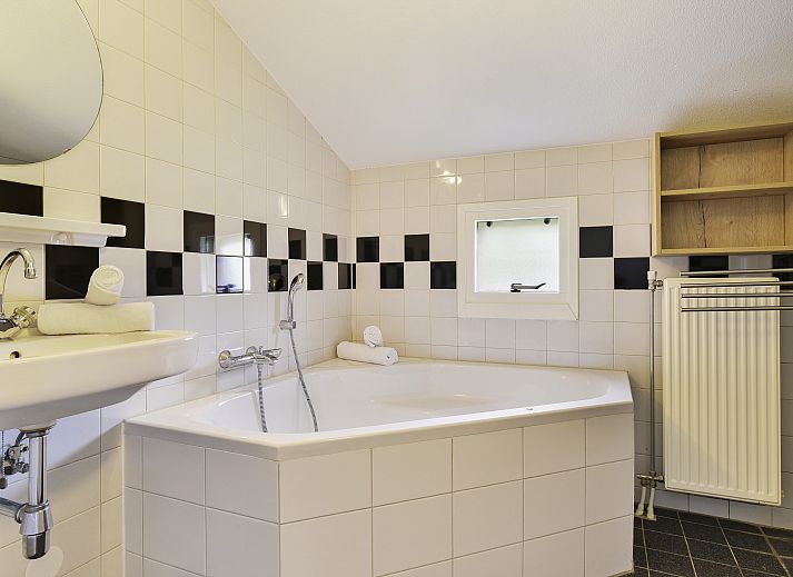 Verblijf 373235 - Bungalow Midden Limburg - Landgoed Aerwinkel | 4-persoons bungalow | 4BL