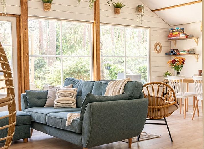 Rustic Access Cottage in Meijel, surrounded by lush nature in Limburg.