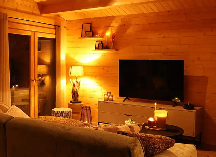 Guest house 374133 - Holiday property Midden Limburg - Luxe houten boshuisje met werkkamer