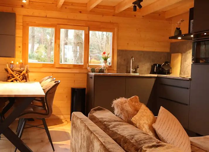 Guest house 374135 - Holiday property Midden Limburg - Luxe houten boshuisje met hottub