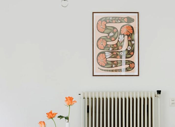 Vacation home in Haelen, located in Central Limburg, surrounded by lush nature and an inviting terrace.