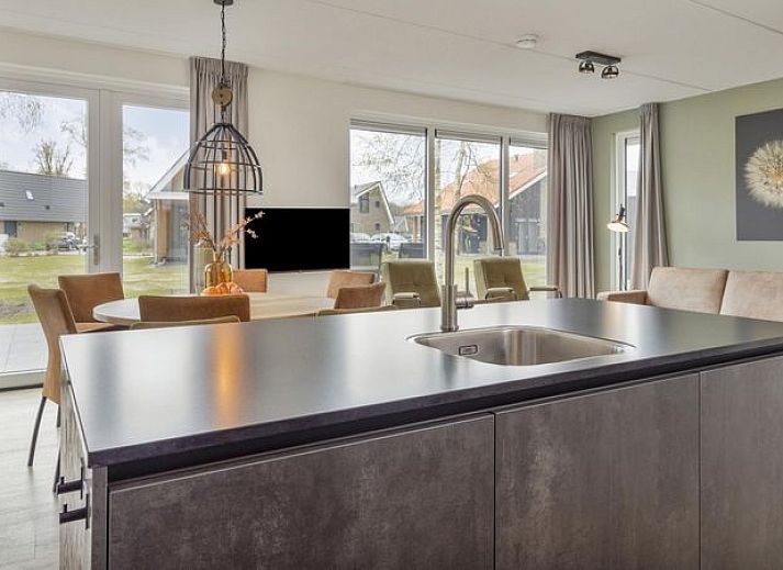 Guest house 380815 - Bungalow Noord Limburg - 6-persoons villa | 6CE1