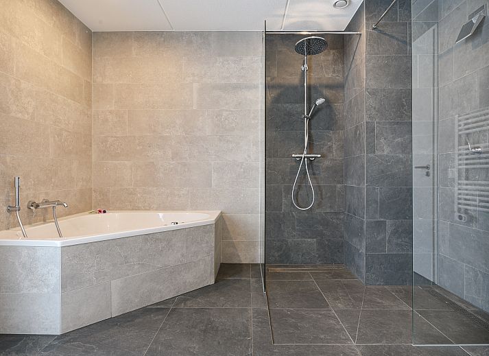 Unterkunft 380856 - Bungalow Noord Limburg - 6-persoons wellnessvilla | 6ELW